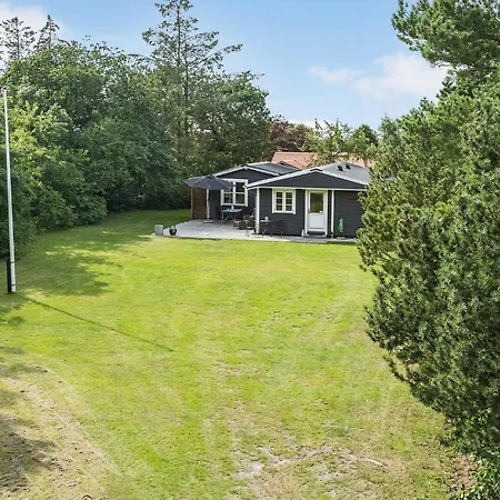 Holiday home 3 Bedroom Lovely In