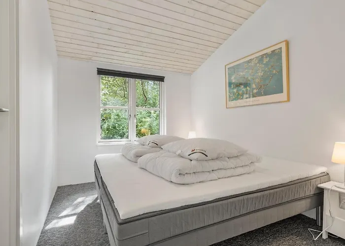 Semesterbostad 3 Bedroom Lovely In *