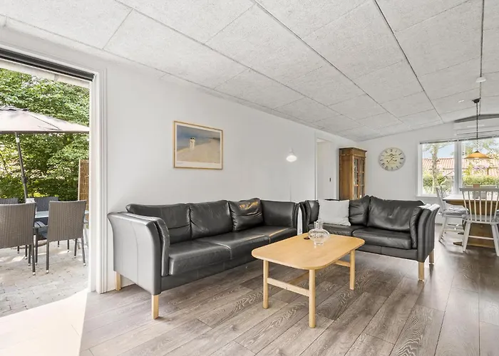 3 Bedroom Lovely In *